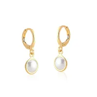 Brinco argola click pérola sintética - banhado a ouro 18k