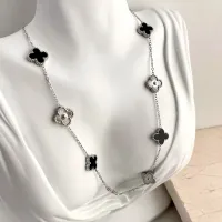 Colar Feminino Trevo Texturizado - Aço inox 316L - Foto 3