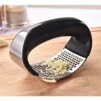 Amassador Espremedor Triturador De Alho Inox Manual Cozinha Garlic Press - Foto 3