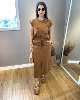 CONJUNTO BLUSA E SAIA ALGODÃO PREMIUM - CARAMELO - Foto 2