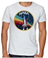 Camiseta adulto ou infantil Nasa Vintage foguete - Foto 4