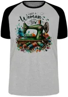 Camiseta adulto ou infantil Costureira costura profissão - Foto 4