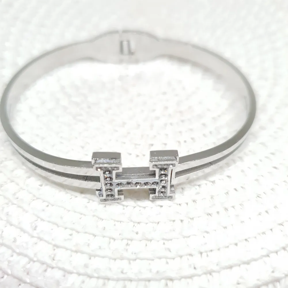  Bracelete estilo hermes com zirconia - Aço Inox 316L