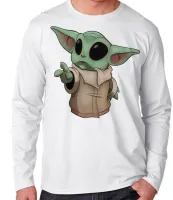 Camiseta manga longa Infantil ou Adulto baby grogu yoda star wars mandalorian - Foto 2