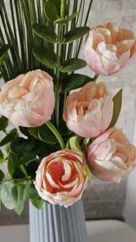 Arranjo artificial de Tulipas e verdes - Foto 2