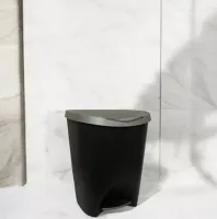 Lixeira 7,5l Cesto Pedal Lixo Banheiro Resistente Escritório - Foto 9