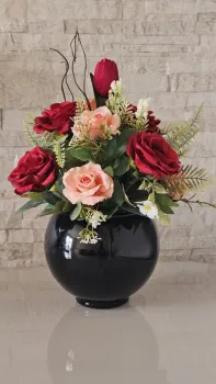 Arranjo artificial com rosas  - Foto 2