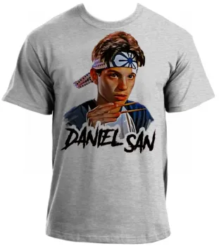 Baby look blusa feminina ou Camiseta Karate kid Daniel San - Foto 2