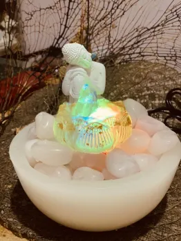 Fonte Buda pensador quartzo rosa