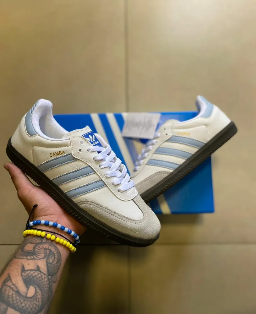     Tênis  adidas samba sintético  