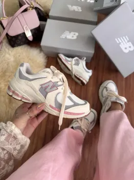    Tênis New Balance 2002   - Foto 2