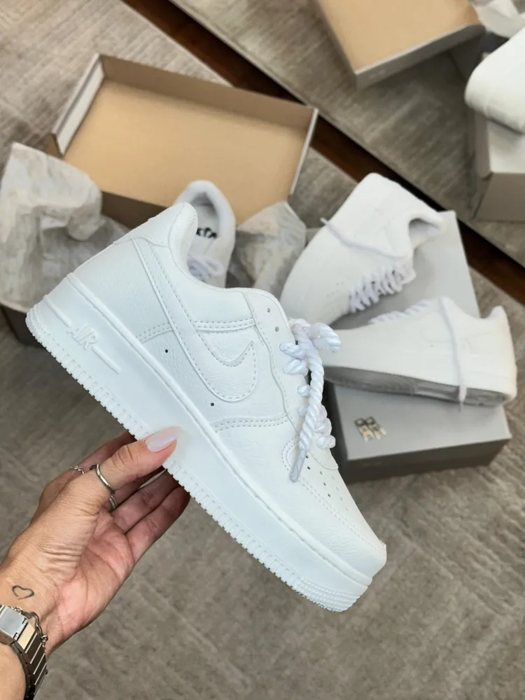 Tênis  Nike air force       Imagem