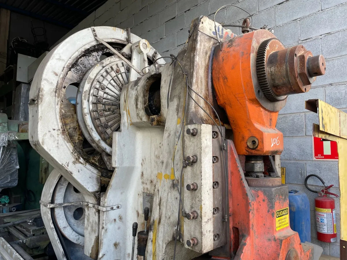 Prensa excêntrica 100t com freio 