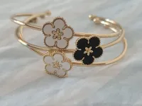 Bracelete aberto Flor Van Cleef & Arpels.  - Foto 2