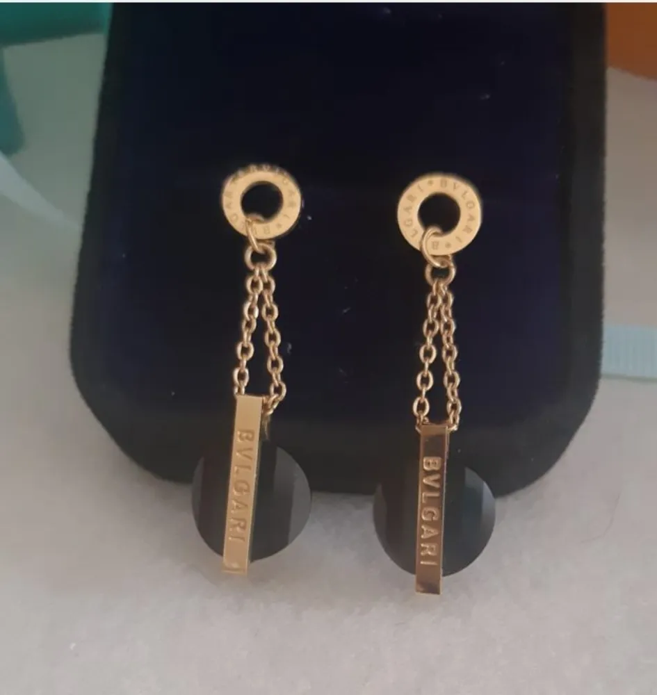 Brinco pedra onix Búlgari 