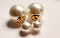 Brinco pérolas Dior 