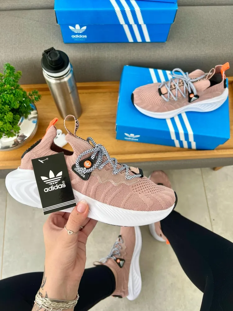    Tênis Adidas Sport Knit    Imagem