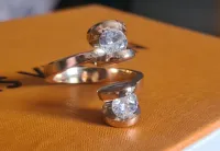 Anel Bulgari gota de cristal 