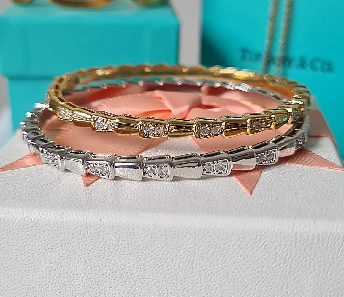 Pulseira Bulgari Cobra  fechada  Imagem