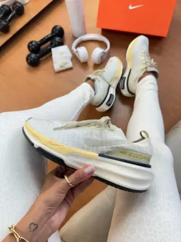 Tênis   Nike zoom  meia   - Foto 2