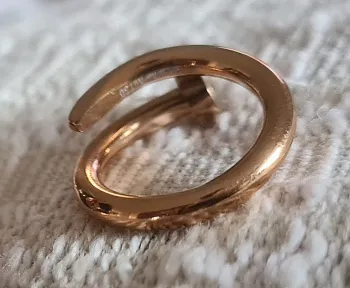Anel juste un clou Cartier