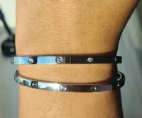 Bracelete love 0,4 cm espessura. 