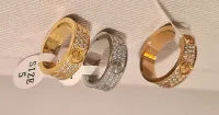Anel love com zirconias cravejado 0,6 cm.  - Foto 2
