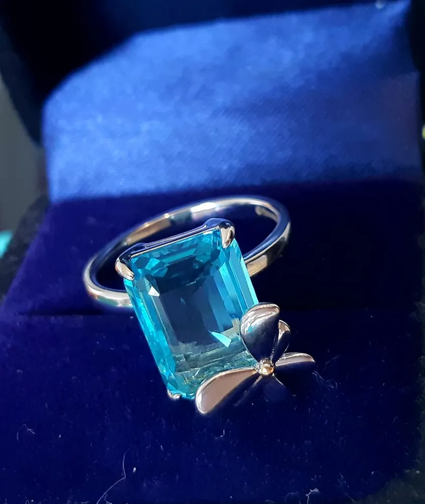 Anel Tiffany Borboleta. pedra azul Imagem