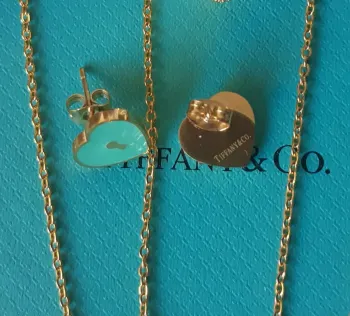 Brinco Tiffany&Co verde  Fechadura  - Foto 2