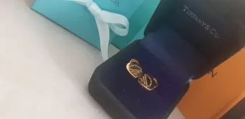 Brinco coração cadeado Tiffany&Co  - Foto 2