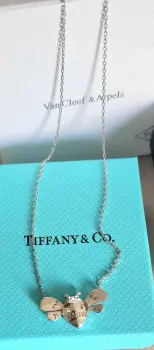 Colar coleção Love Bugs Bee