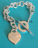 Pulseira Coração fecho T Tiffany&Co 