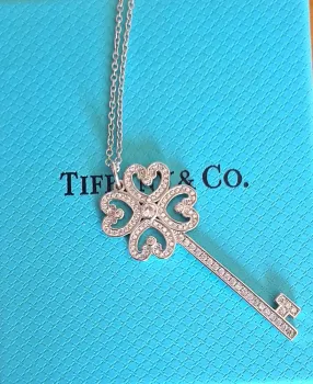 Colar Chave Trevo.  - Foto 2