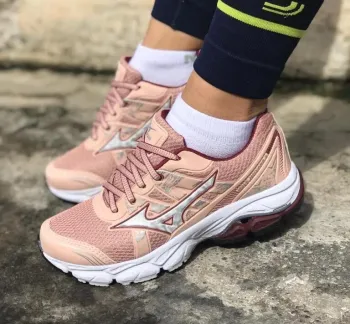 Tênis Mizuno  uet  
