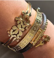 Bracelete LV Logos com pedrinhas.  - Foto 4