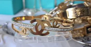 Bracelete Chanel 3 logos  - Foto 2