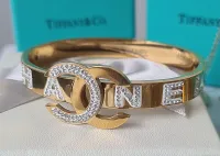 Bracelete Chanel com logo central Grande  - Foto 6