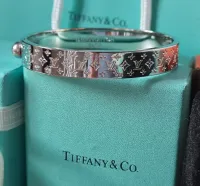 Pulseira LOUIS VUITTON LOGO LV - Foto 2