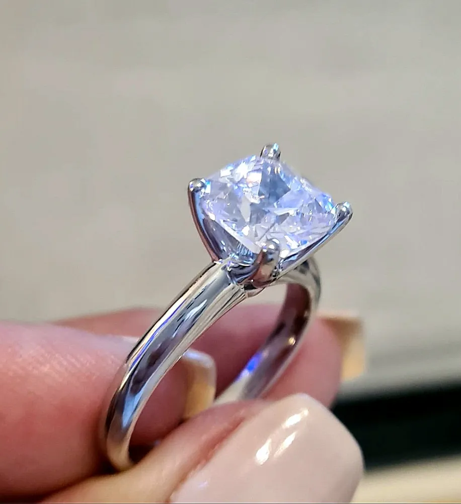 Anel de Brilhante Moissant Tiffany&Co 