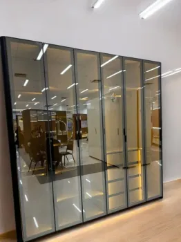 Roupeiro Innova 6 Portas Reflecta 2,50