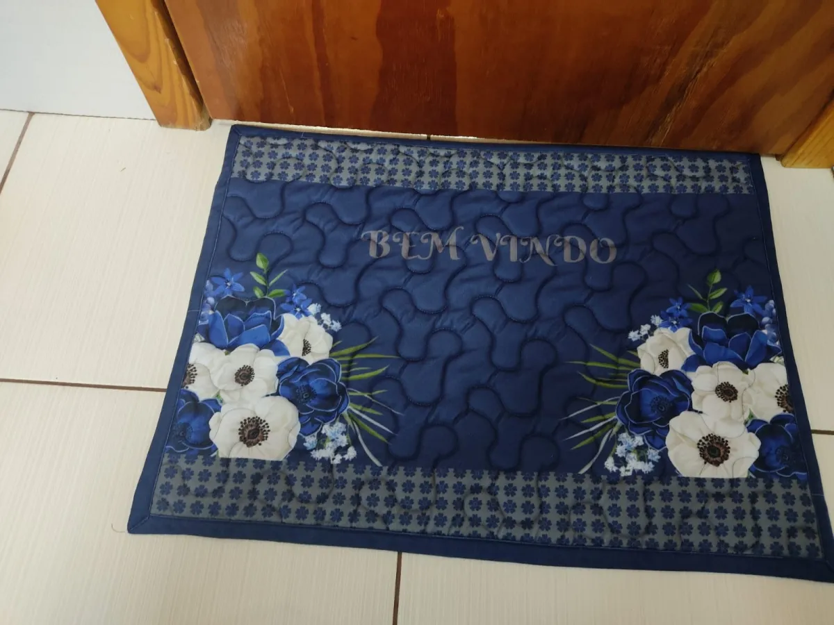 Tapete de Entrada Flores (fundo azul) II Imagem