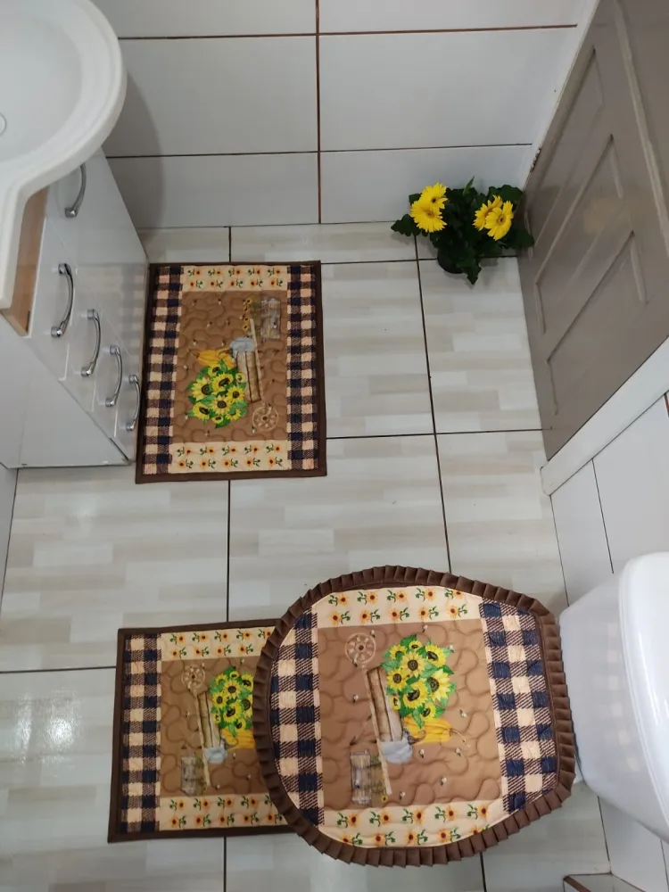Jogo de Tapete Banheiro - Girassol e Carrinho-de-Mão