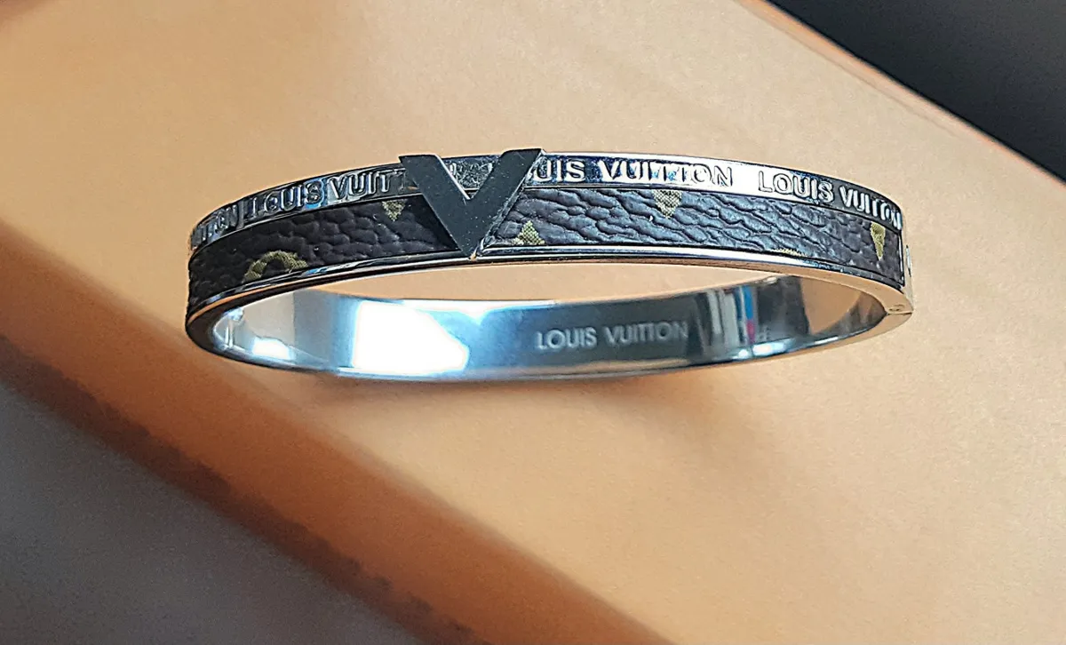 Pulseira Louis Vuitton 10 LV Imagem