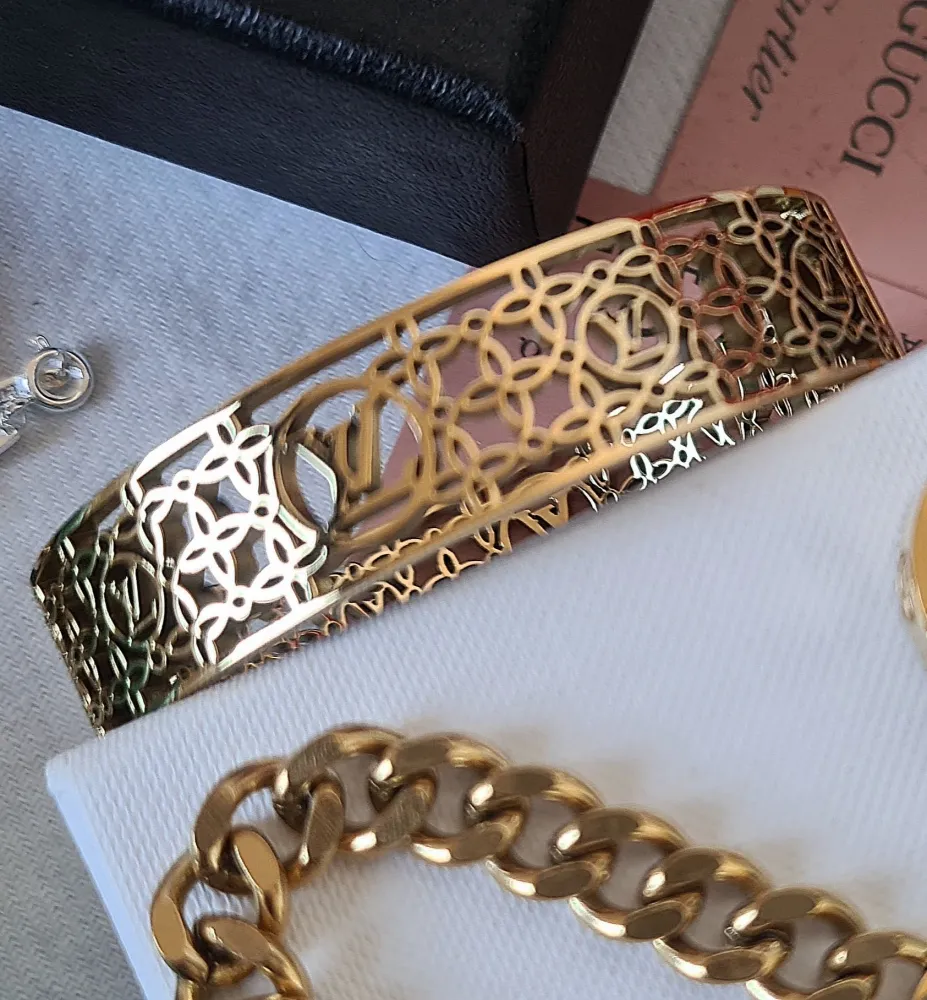Bracelete LV Renda Imagem