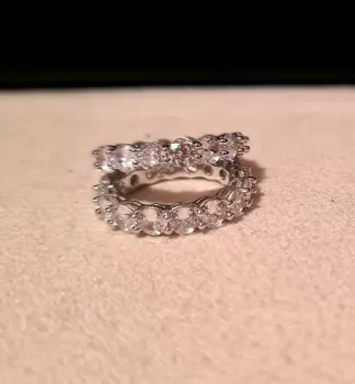 Aliancinhas zirconias  - Foto 2