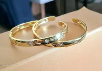 Bracelete aberto Michael Kors Star.  - Foto 3