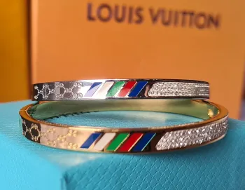 Bracelete gucci semi cravejado.  - Foto 2