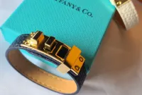 Bracelete Birkin couro fecho dourado.  - Foto 3