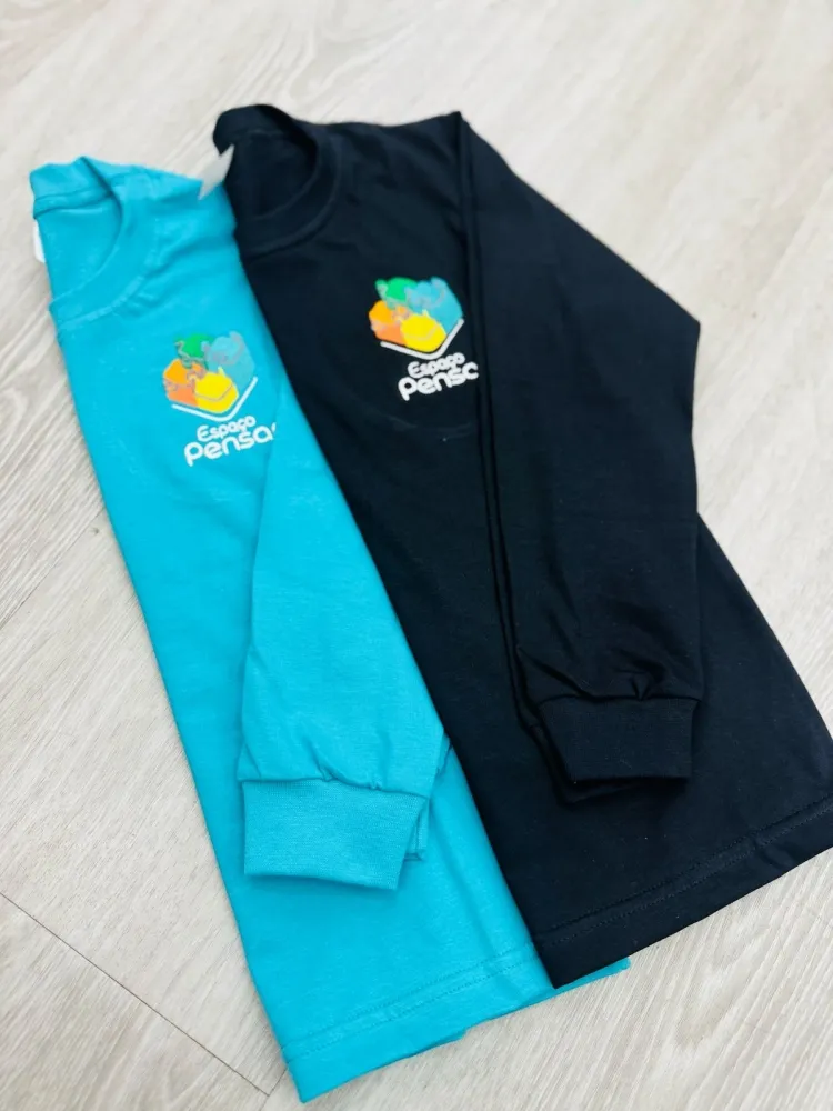 Camiseta Manga Longa Pensar