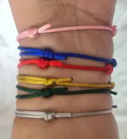 Pulseira Trinity fio de seda.  - Foto 4